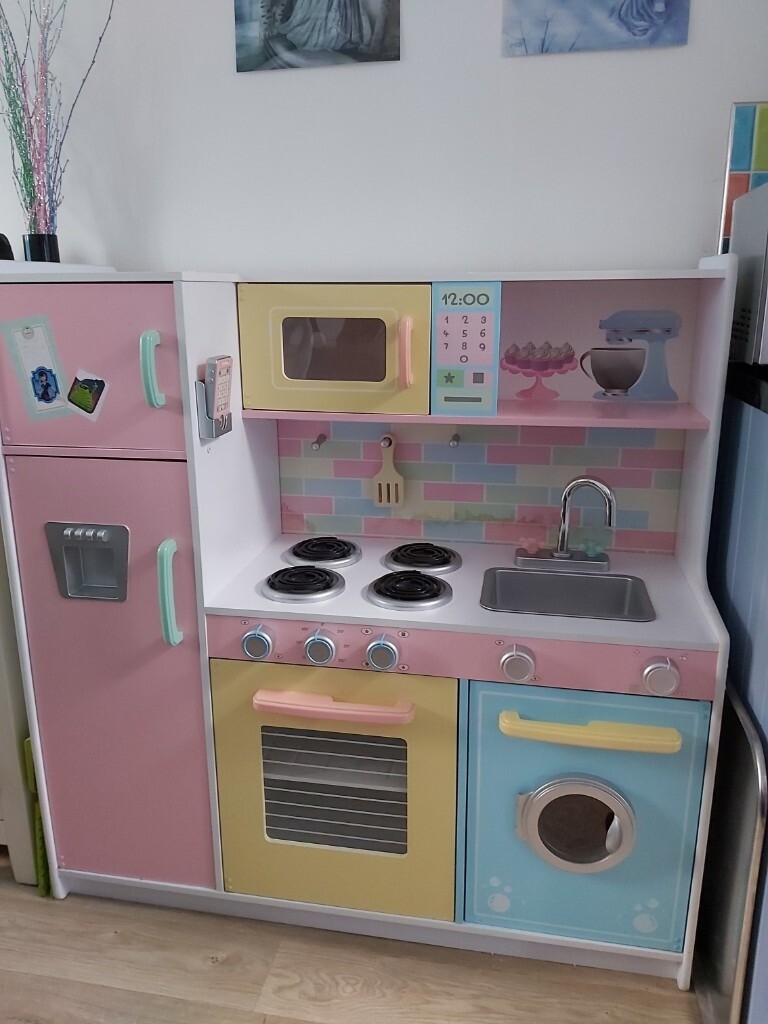 costco play kitchen